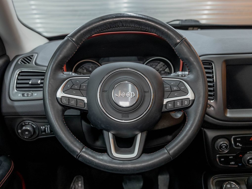 Jeep Compass  2019 à St-Jérôme, Québec - 14 - w1024h768px