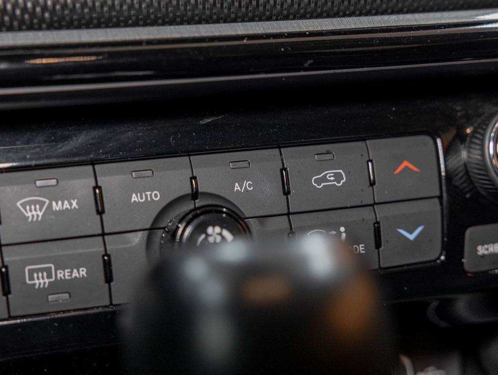 2022 Jeep Compass in St-Jérôme, Quebec - 23 - w1024h768px