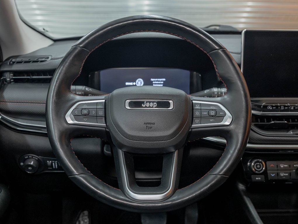 Jeep Compass  2022 à St-Jérôme, Québec - 12 - w1024h768px