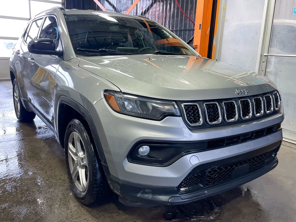 Jeep Compass  2023 à St-Jérôme, Québec - 9 - w1024h768px