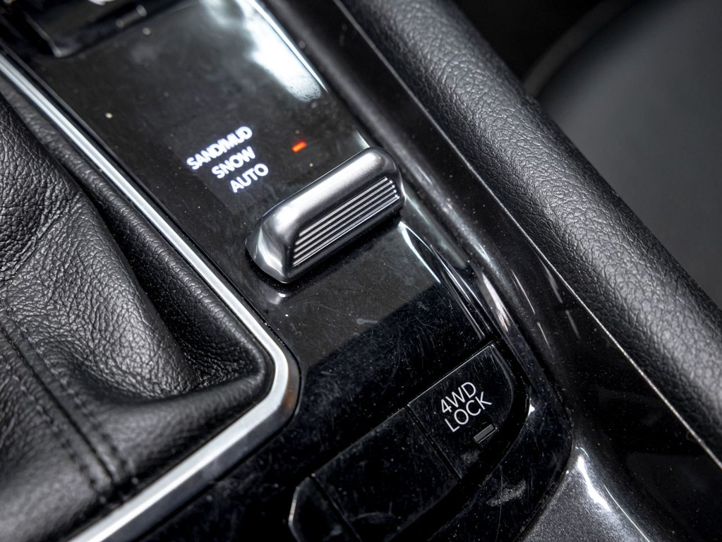 Jeep Compass  2023 à St-Jérôme, Québec - 23 - w1024h768px