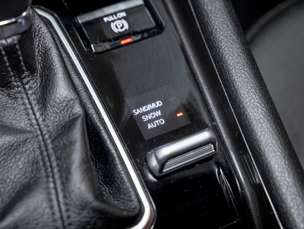 Jeep Compass  2024 à St-Jérôme, Québec - 22 - w1024h768px