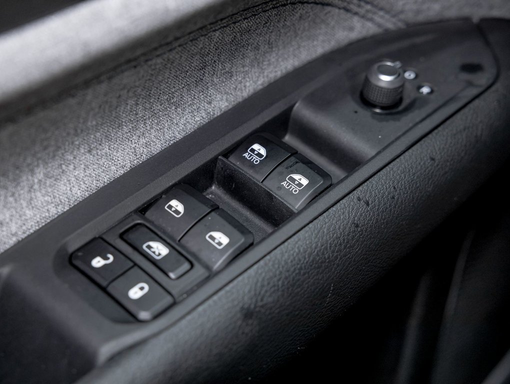 Jeep Compass  2024 à St-Jérôme, Québec - 26 - w1024h768px