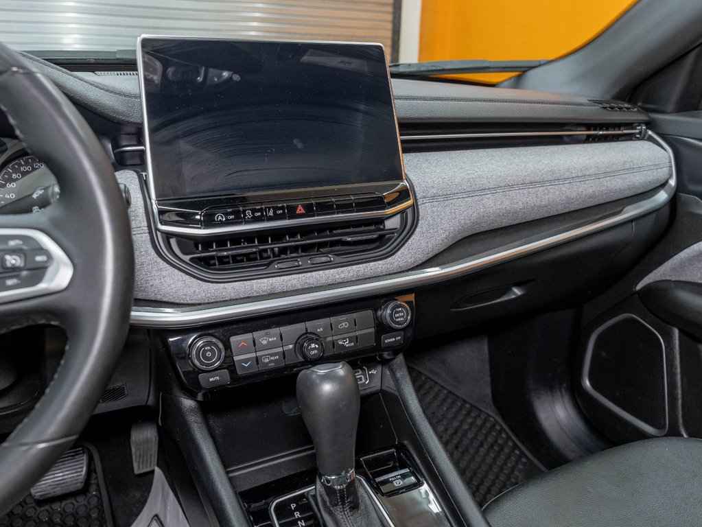 Jeep Compass  2024 à St-Jérôme, Québec - 20 - w1024h768px