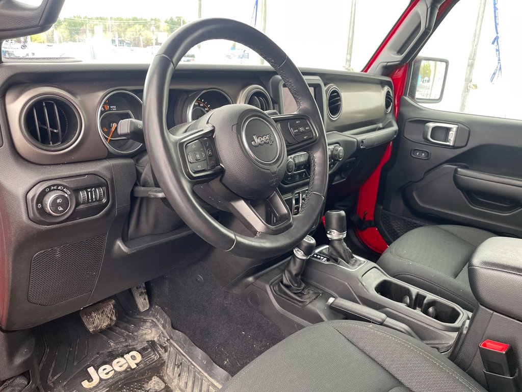 Jeep Gladiator  2020 à St-Jérôme, Québec - 3 - w1024h768px