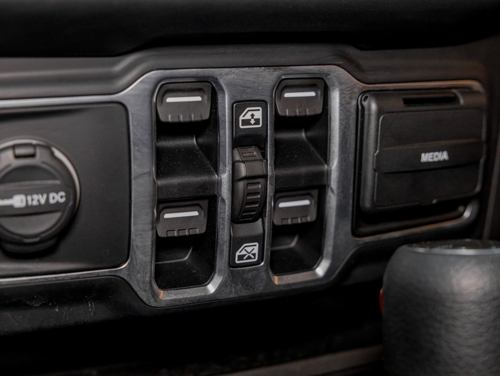 Jeep Gladiator  2020 à St-Jérôme, Québec - 22 - w1024h768px