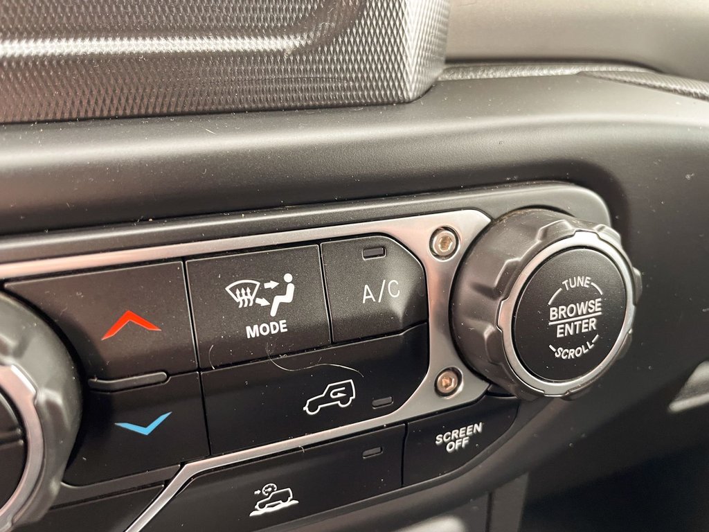Jeep Gladiator  2020 à St-Jérôme, Québec - 13 - w1024h768px