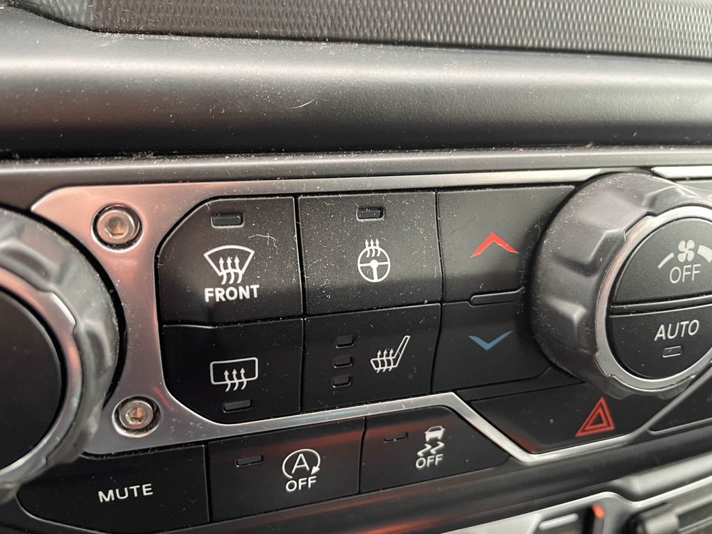 2022 Jeep Gladiator in St-Jérôme, Quebec - 12 - w1024h768px