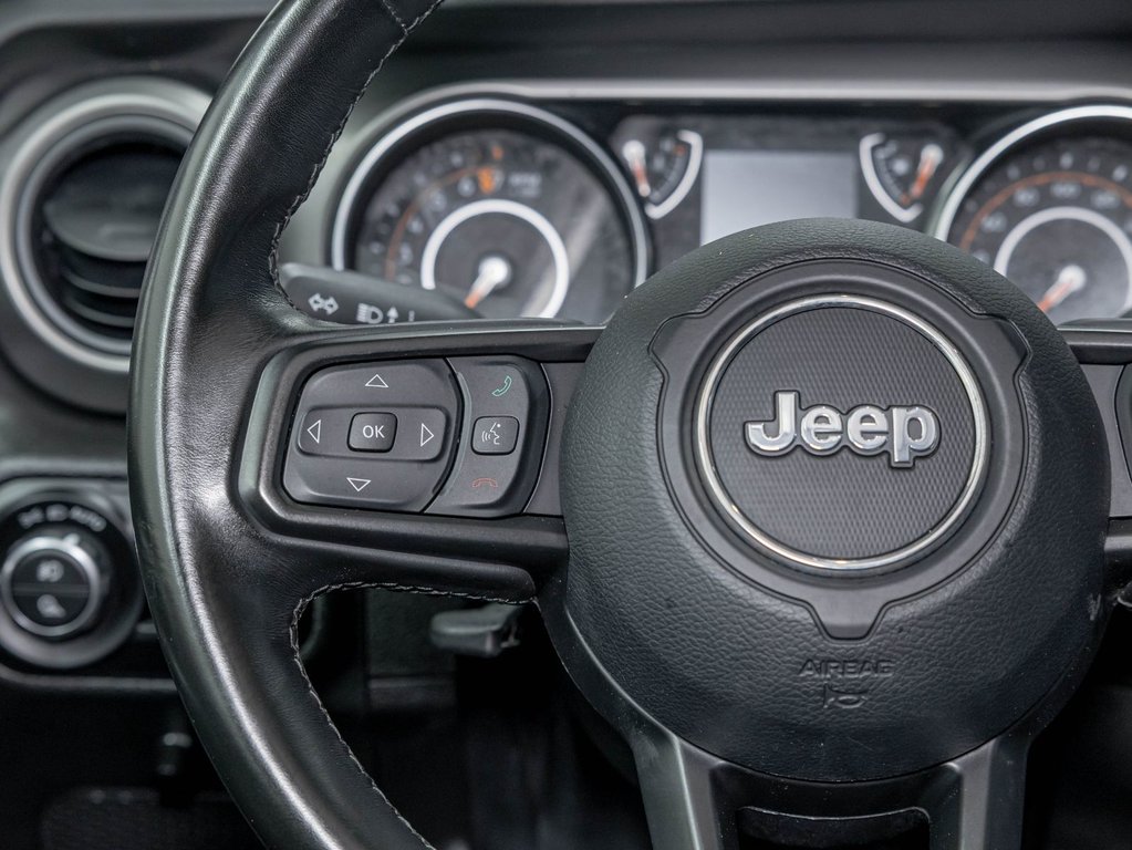 2022 Jeep Gladiator in St-Jérôme, Quebec - 14 - w1024h768px