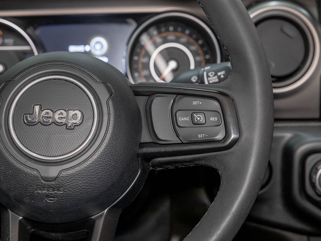Jeep Gladiator  2023 à St-Jérôme, Québec - 15 - w1024h768px
