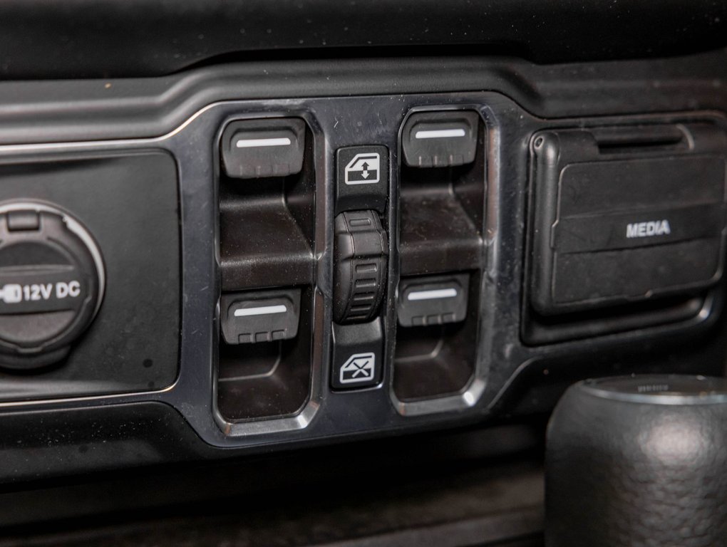 Jeep Gladiator  2023 à St-Jérôme, Québec - 23 - w1024h768px