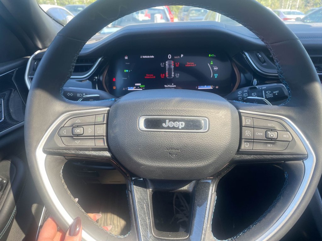 Jeep Grand Cherokee 4xe  2022 à St-Jérôme, Québec - 16 - w1024h768px