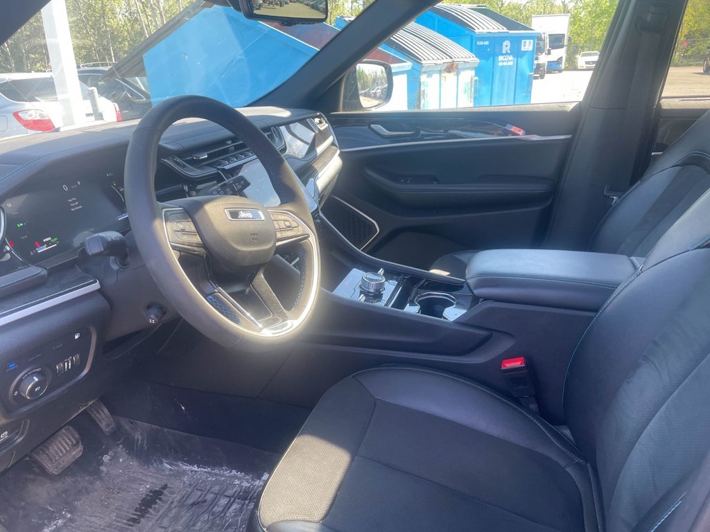 Jeep Grand Cherokee 4xe  2022 à St-Jérôme, Québec - 5 - w1024h768px