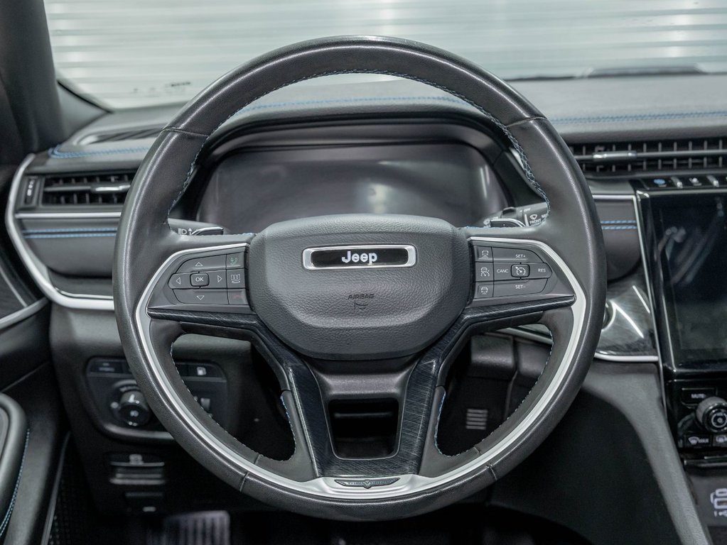 2022 Jeep Grand Cherokee 4xe in St-Jérôme, Quebec - 14 - w1024h768px