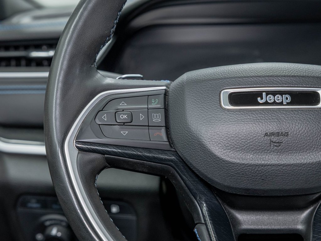 2022 Jeep Grand Cherokee 4xe in St-Jérôme, Quebec - 15 - w1024h768px