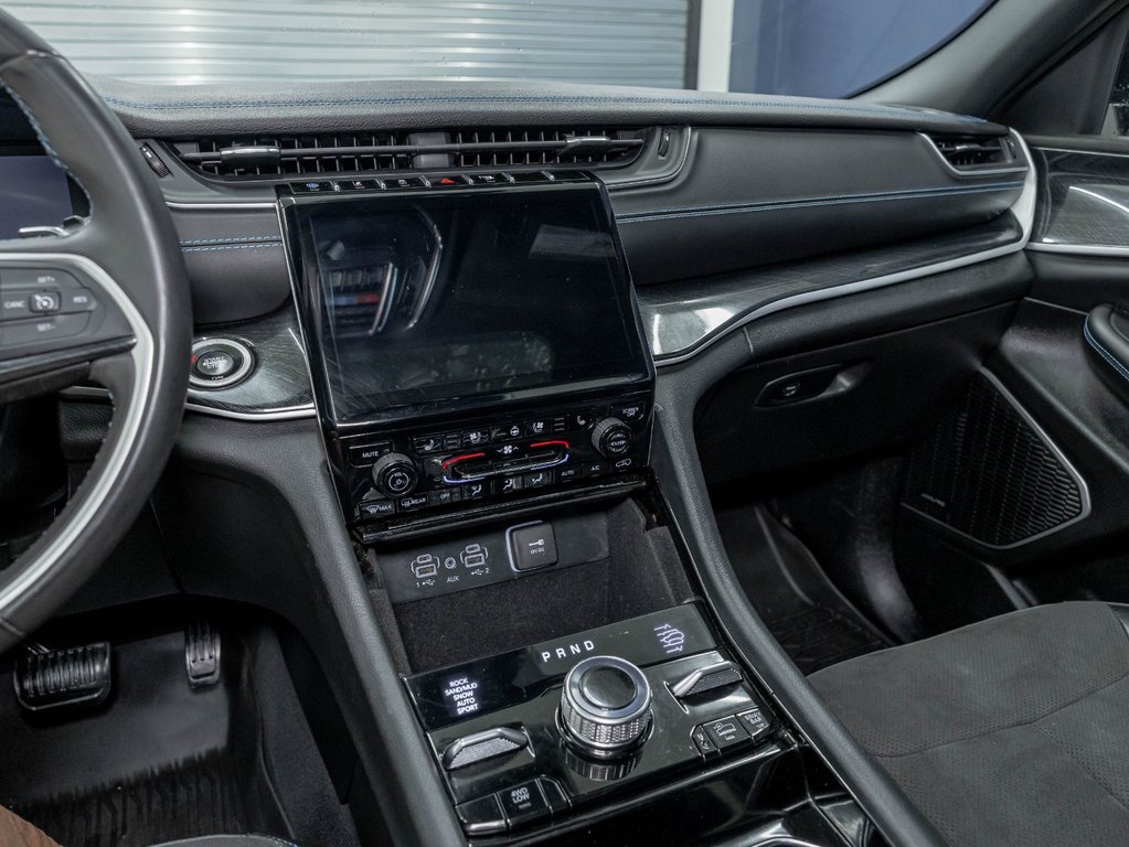 2022 Jeep Grand Cherokee 4xe in St-Jérôme, Quebec - 21 - w1024h768px