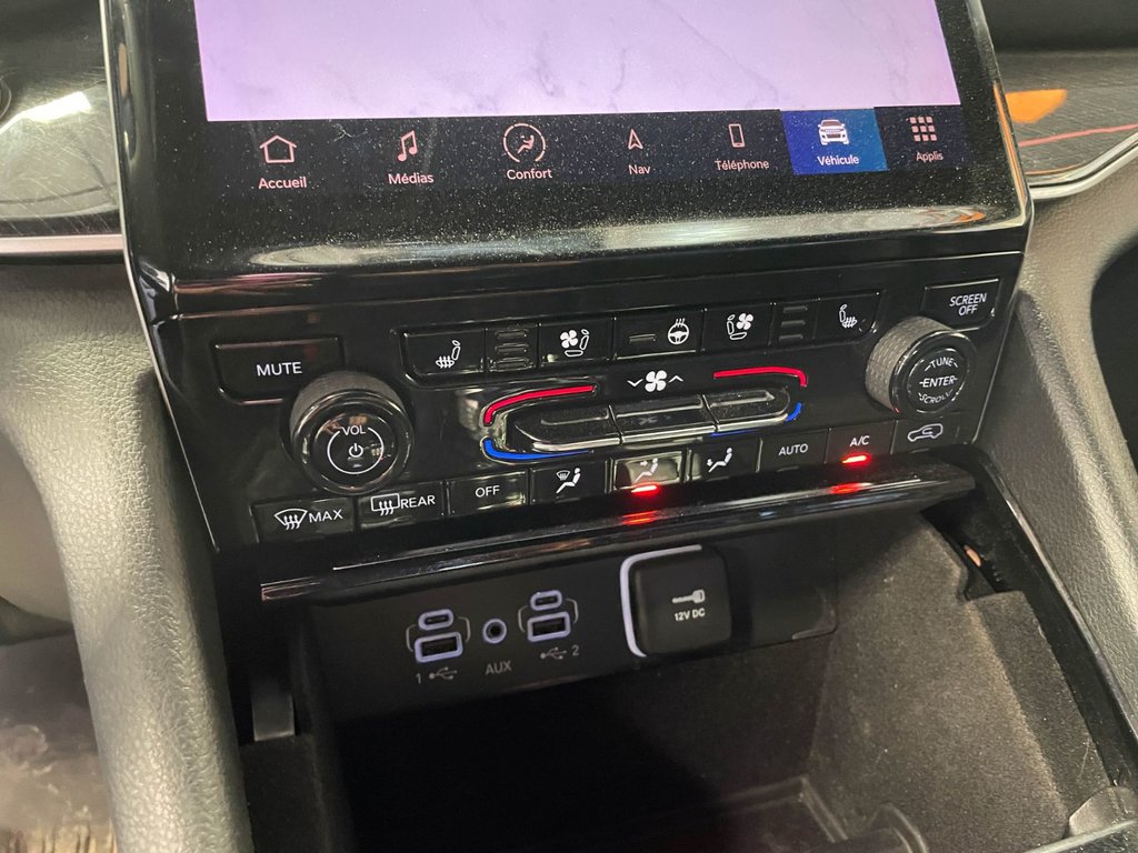 2022 Jeep Grand Cherokee 4xe in St-Jérôme, Quebec - 14 - w1024h768px
