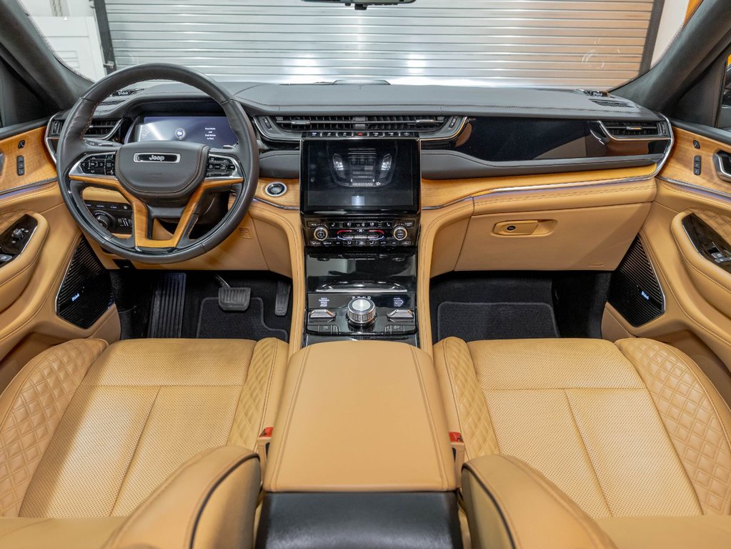 Jeep Grand Cherokee 4xe  2023 à St-Jérôme, Québec - 11 - w1024h768px