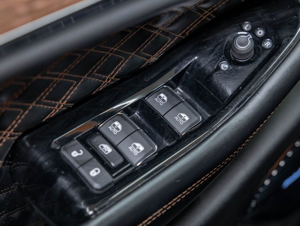 2021 Jeep Grand Cherokee L in St-Jérôme, Quebec - 29 - w1024h768px