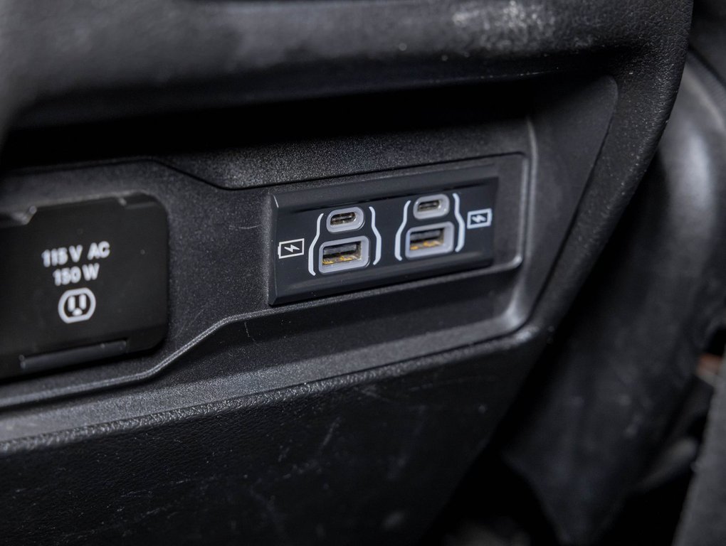 2021 Jeep Grand Cherokee L in St-Jérôme, Quebec - 33 - w1024h768px