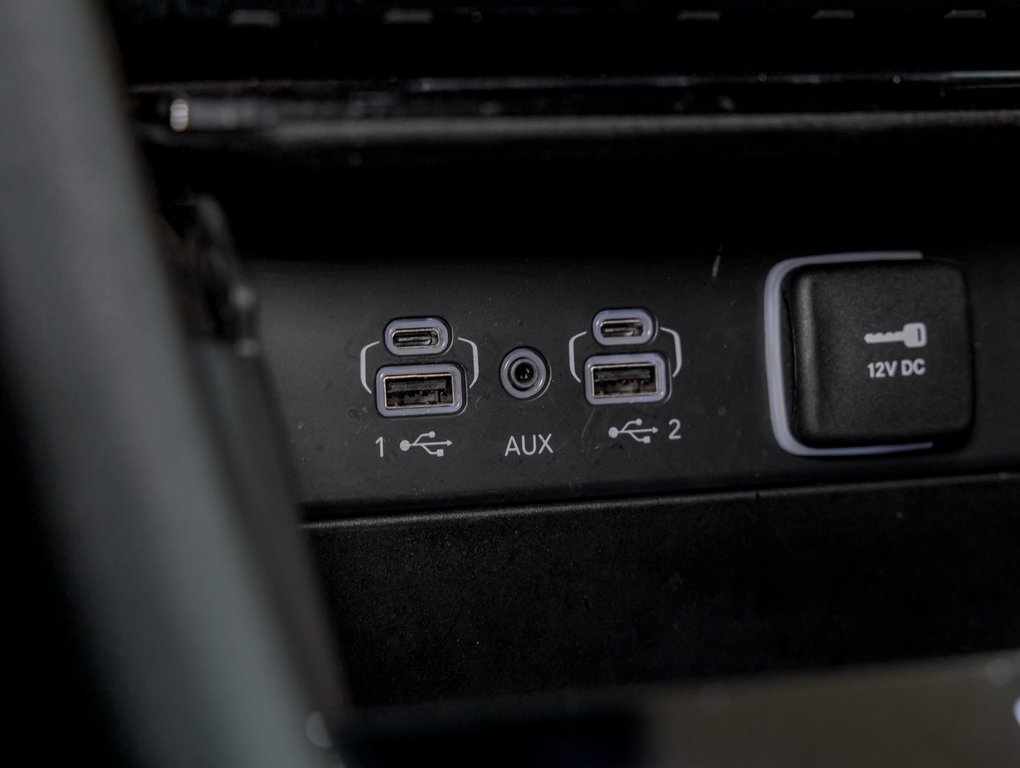 2023 Jeep Grand Cherokee L in St-Jérôme, Quebec - 24 - w1024h768px