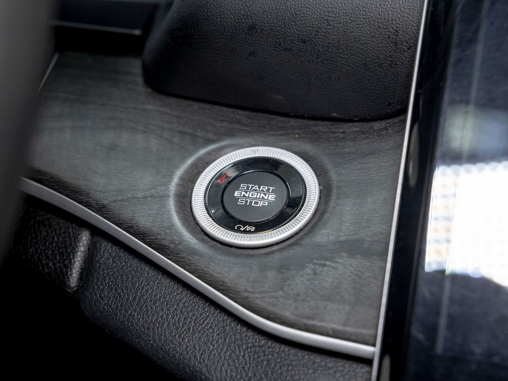 2023 Jeep Grand Cherokee L in St-Jérôme, Quebec - 28 - w1024h768px