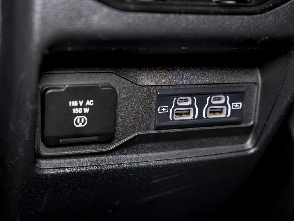 2023 Jeep Grand Cherokee L in St-Jérôme, Quebec - 31 - w1024h768px