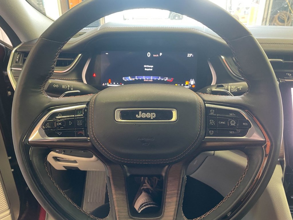 Jeep Grand Cherokee L  2023 à St-Jérôme, Québec - 17 - w1024h768px