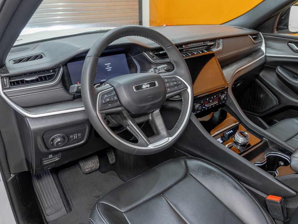 Jeep Grand Cherokee L  2024 à St-Jérôme, Québec - 2 - w1024h768px