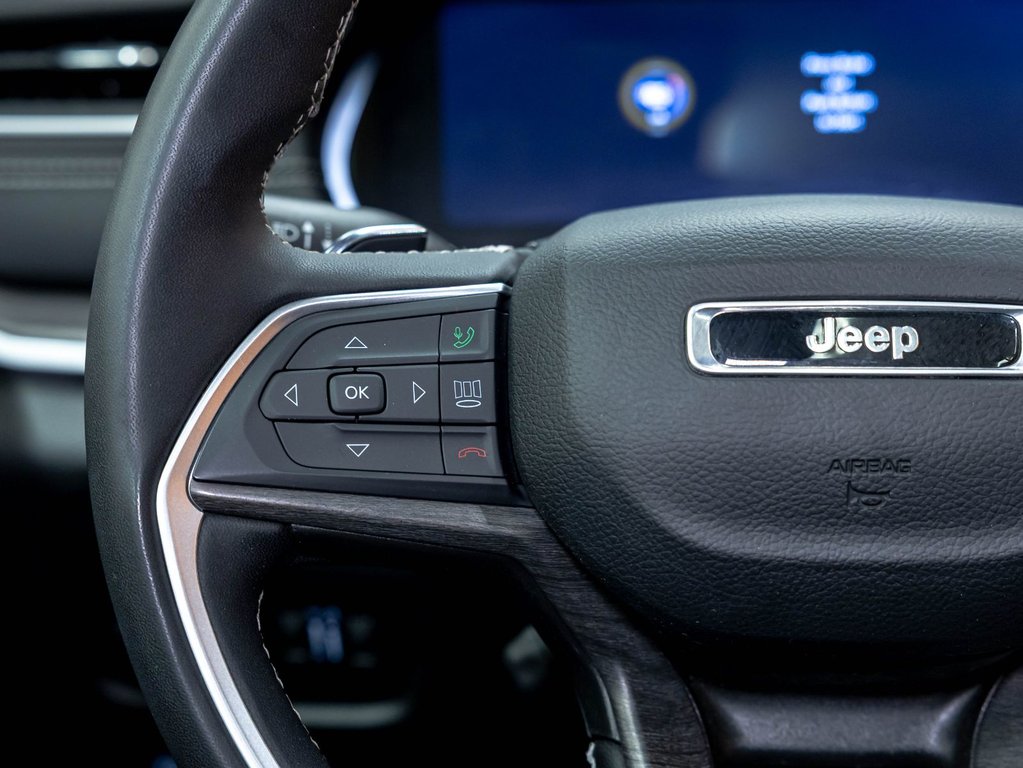 Jeep Grand Cherokee L  2024 à St-Jérôme, Québec - 15 - w1024h768px