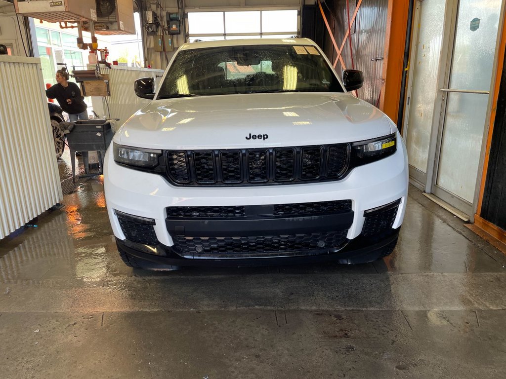 2024 Jeep Grand Cherokee L in St-Jérôme, Quebec - 6 - w1024h768px