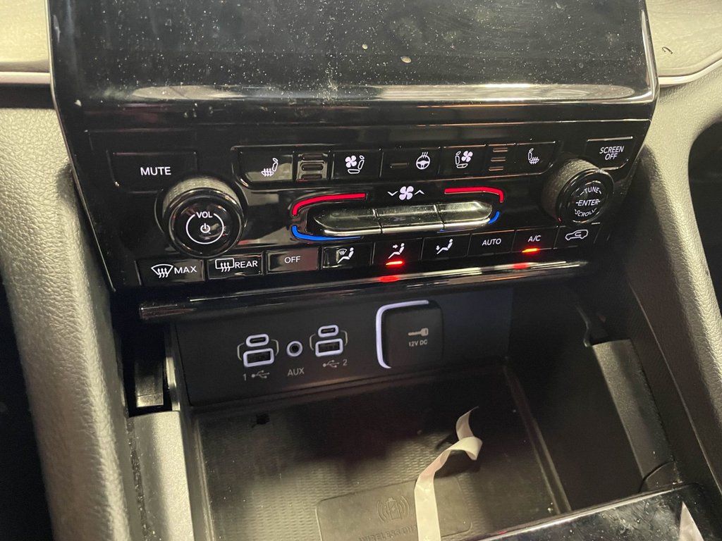 2024 Jeep Grand Cherokee L in St-Jérôme, Quebec - 14 - w1024h768px