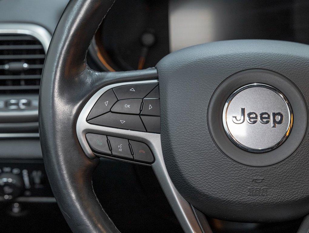 Jeep GRAND CHEROKEE WK  2022 à St-Jérôme, Québec - 14 - w1024h768px