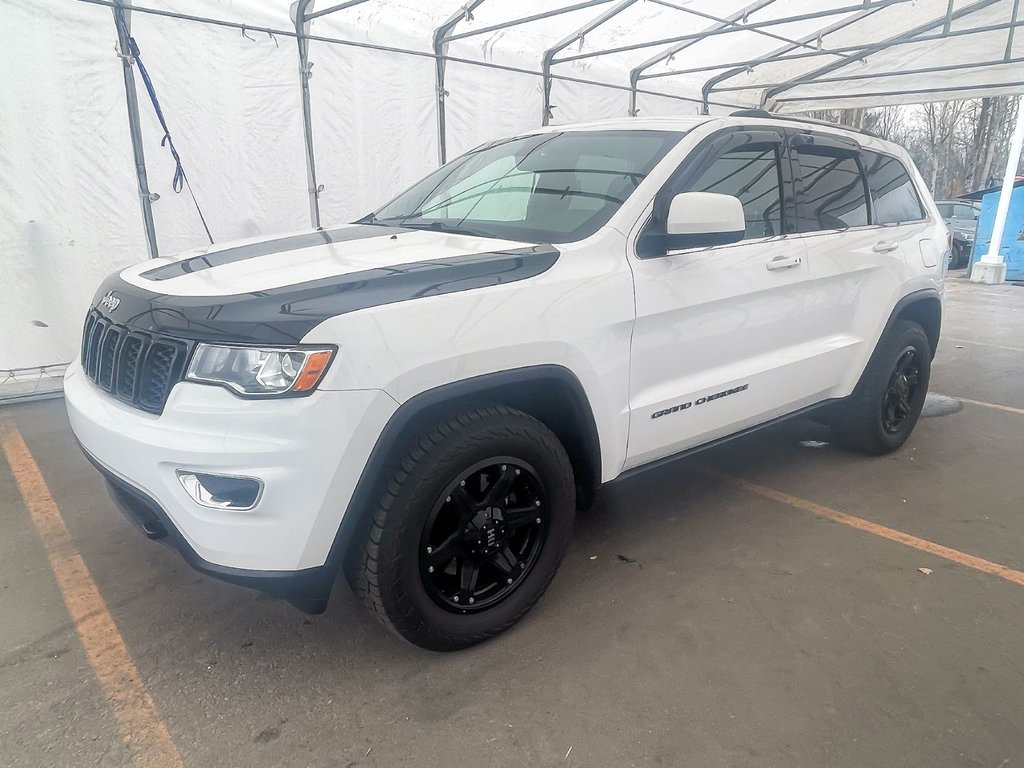 2017 Jeep Grand Cherokee in St-Jérôme, Quebec - 1 - w1024h768px