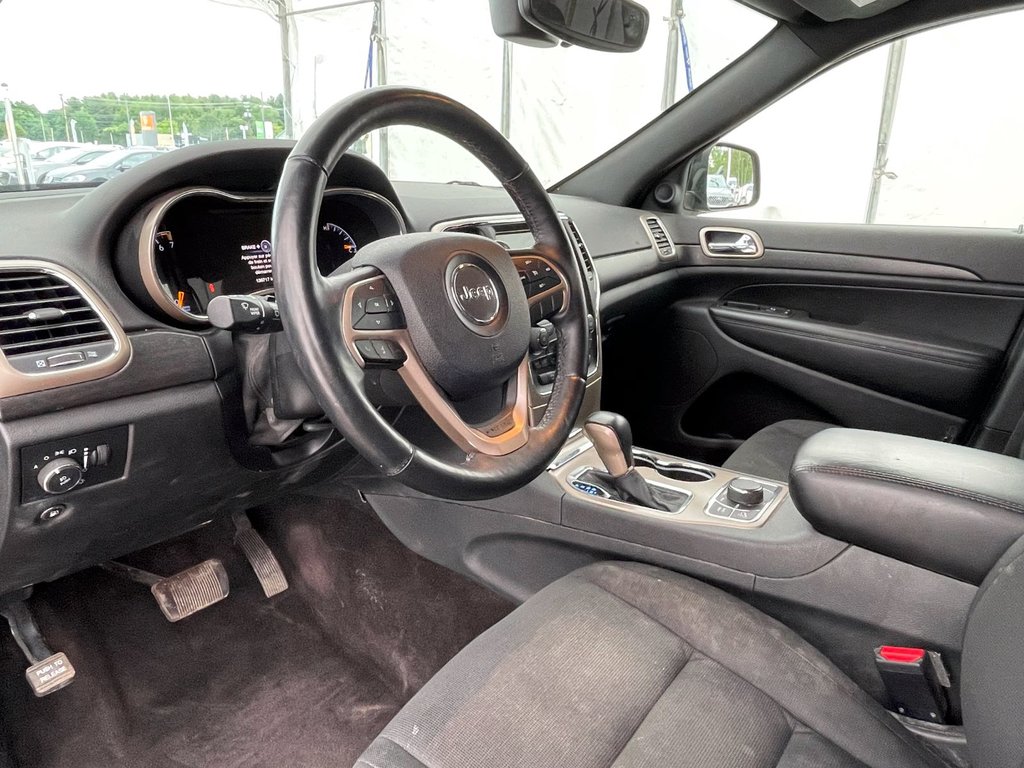 Jeep Grand Cherokee  2017 à St-Jérôme, Québec - 3 - w1024h768px