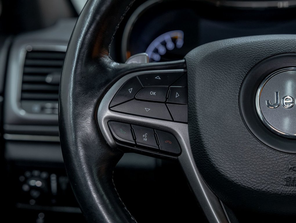 2021 Jeep Grand Cherokee in St-Jérôme, Quebec - 15 - w1024h768px