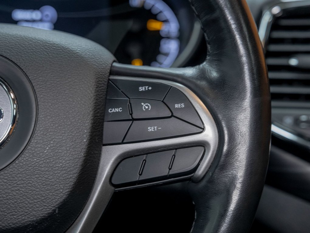 2021 Jeep Grand Cherokee in St-Jérôme, Quebec - 16 - w1024h768px