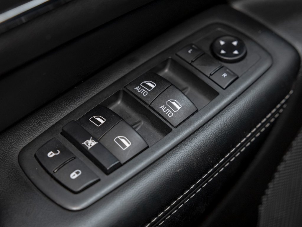 Jeep Grand Cherokee  2021 à St-Jérôme, Québec - 27 - w1024h768px