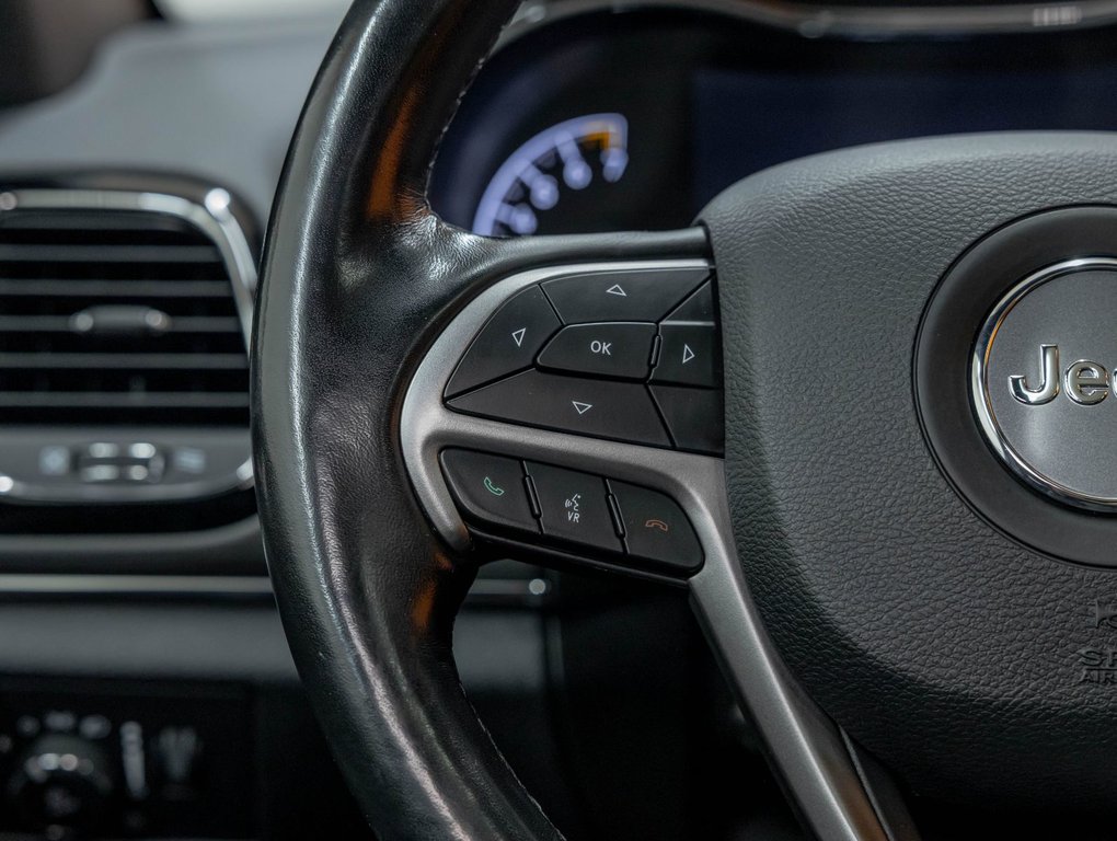 2021 Jeep Grand Cherokee in St-Jérôme, Quebec - 15 - w1024h768px