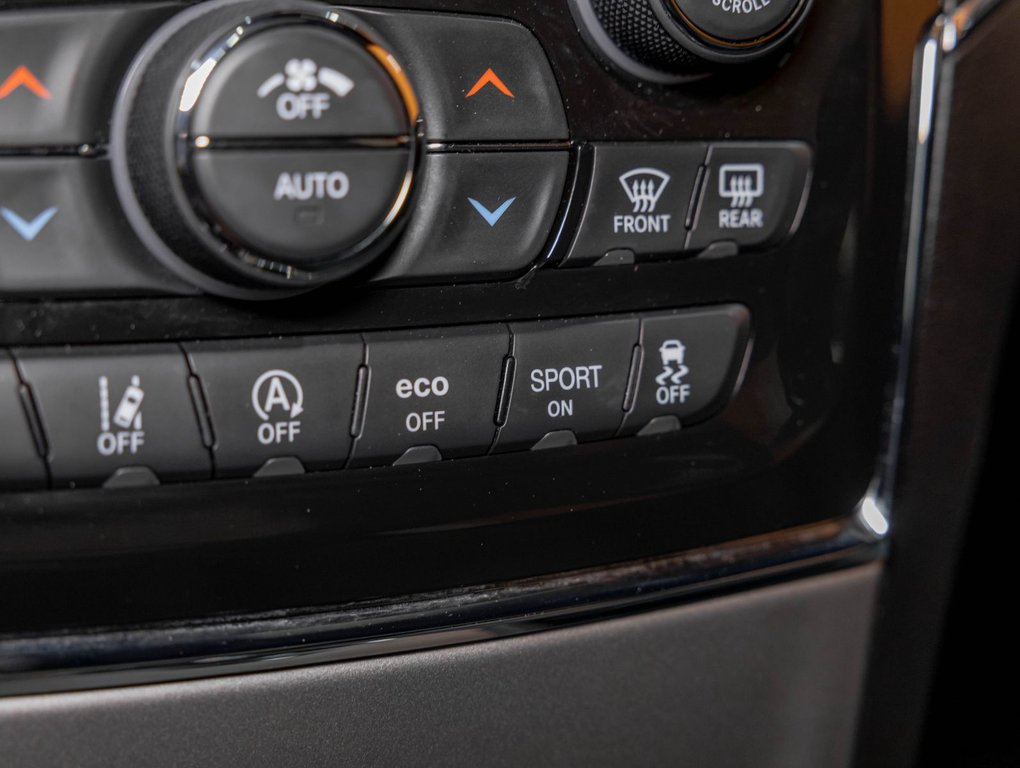2021 Jeep Grand Cherokee in St-Jérôme, Quebec - 22 - w1024h768px