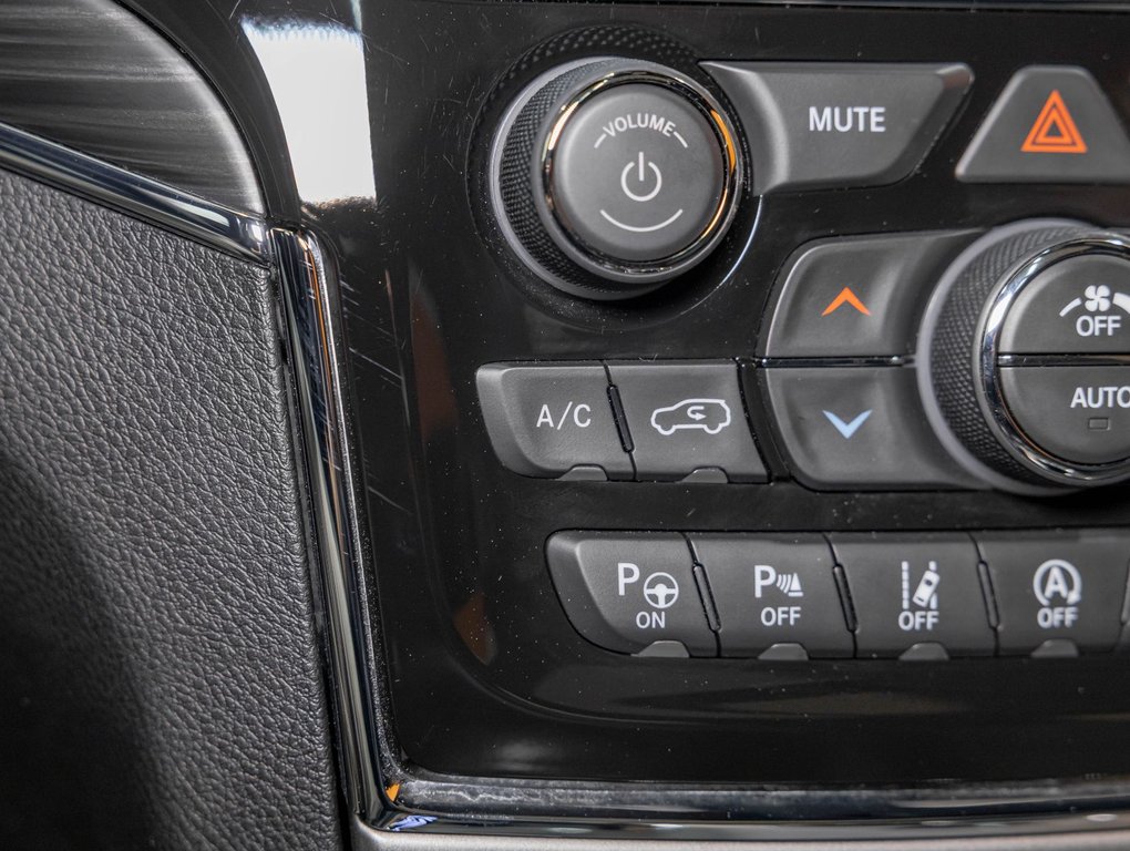 2021 Jeep Grand Cherokee in St-Jérôme, Quebec - 21 - w1024h768px