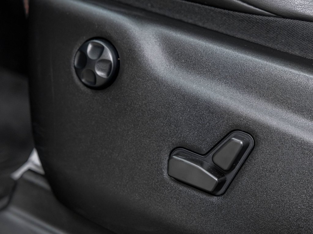 2021 Jeep Grand Cherokee in St-Jérôme, Quebec - 26 - w1024h768px