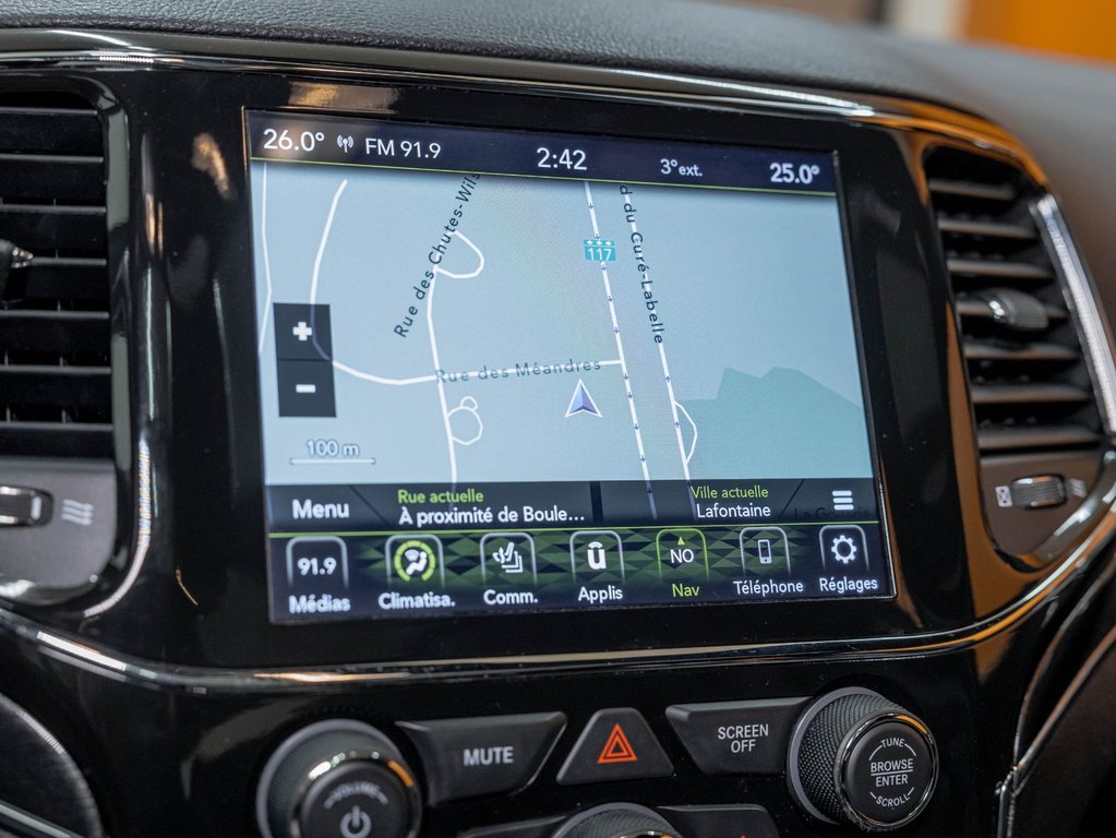 2021 Jeep Grand Cherokee in St-Jérôme, Quebec - 17 - w1024h768px