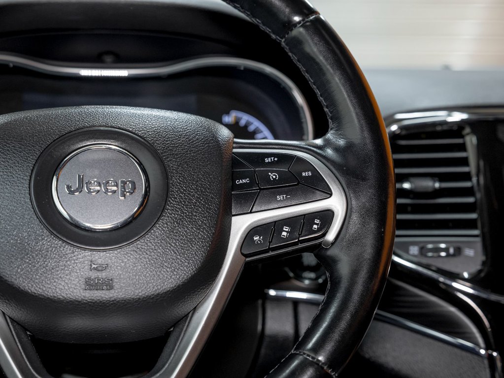 2022 Jeep Grand Cherokee in St-Jérôme, Quebec - 15 - w1024h768px
