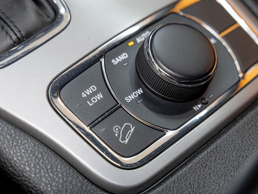 2022 Jeep Grand Cherokee in St-Jérôme, Quebec - 23 - w1024h768px