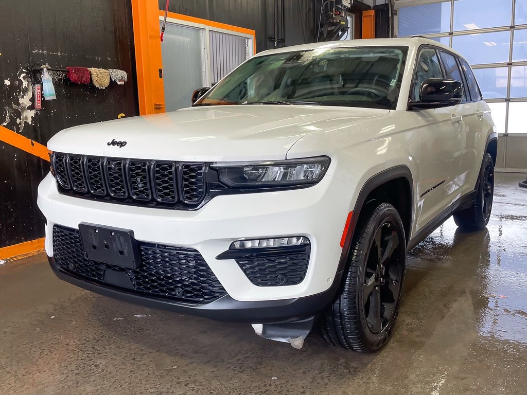 Jeep Grand Cherokee  2023 à St-Jérôme, Québec - 1 - w1024h768px