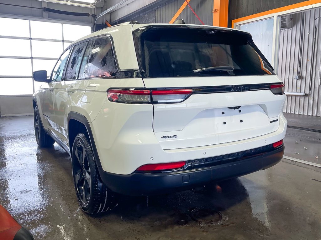 Jeep Grand Cherokee  2023 à St-Jérôme, Québec - 6 - w1024h768px