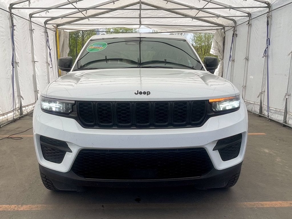 2023 Jeep Grand Cherokee in St-Jérôme, Quebec - 5 - w1024h768px