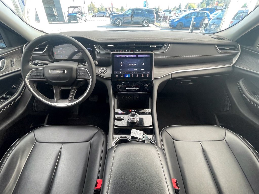 2023 Jeep Grand Cherokee in St-Jérôme, Quebec - 12 - w1024h768px