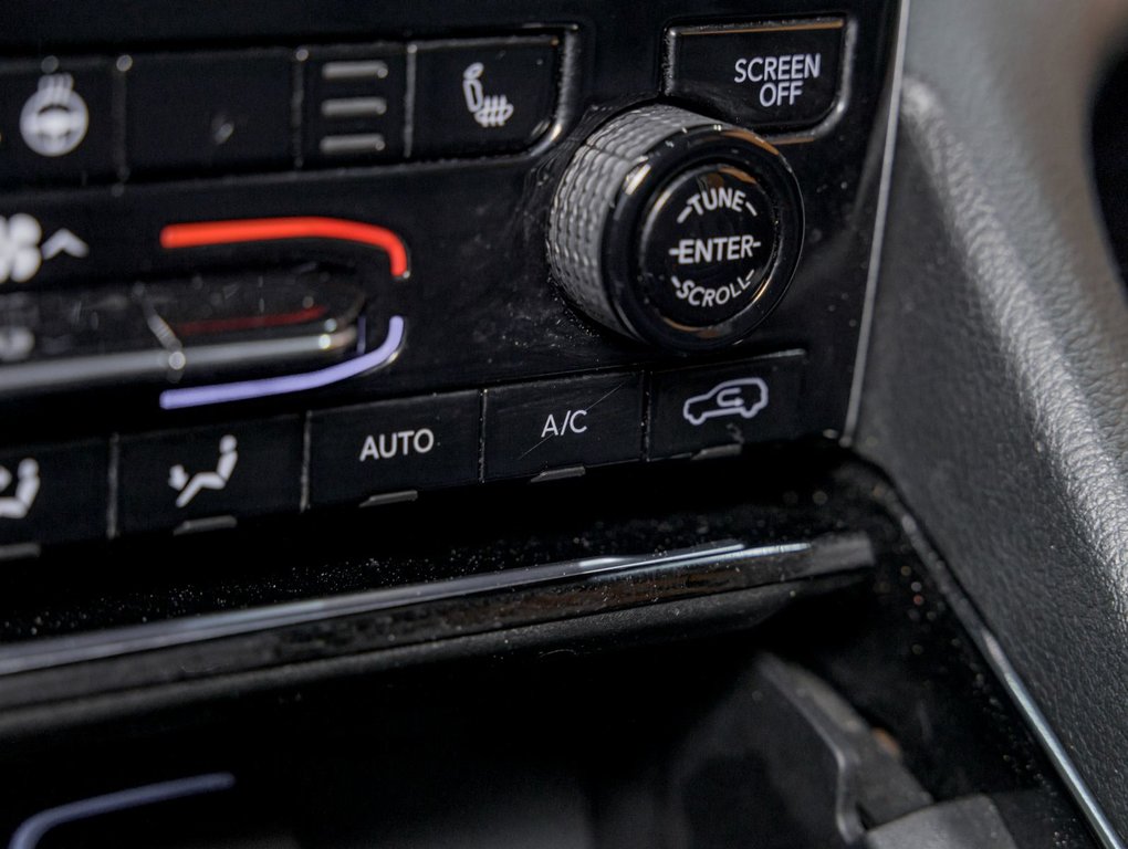 Jeep Grand Cherokee  2023 à St-Jérôme, Québec - 24 - w1024h768px